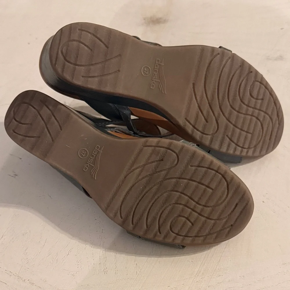 Dansko Ana Blue Leather Strappy Wedge Sandals 37 $150